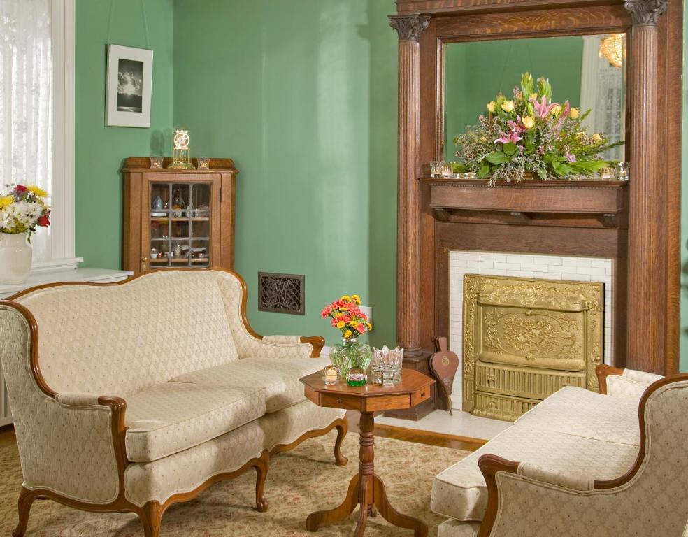The Carriage House Inn B&B Lynchburg Dış mekan fotoğraf